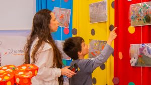 Período Integral do Sanfra promove exposição de arte