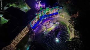 Espetáculo natalino no Cecrei reúne cerca de 4 mil pessoas