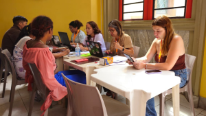 Mutirão do SJMR atende mais de 300 migrantes e refugiados em Belo Horizonte