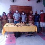 Todos reunidos na entrega dos documentos